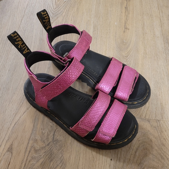 Dr. Martens Klaire Sandal Girls - Picture 1 of 5